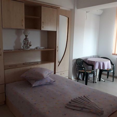 Apartament 3 Camere Констанца Экстерьер фото