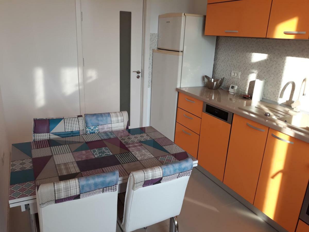 Apartament 3 Camere Констанца Экстерьер фото